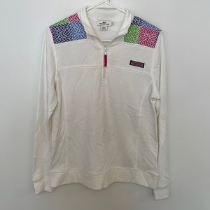 Vineyard Vines Size M Shel Shirt Whale Detailing